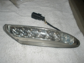 Porsche - Turn Signal Lamp - 997631092 02